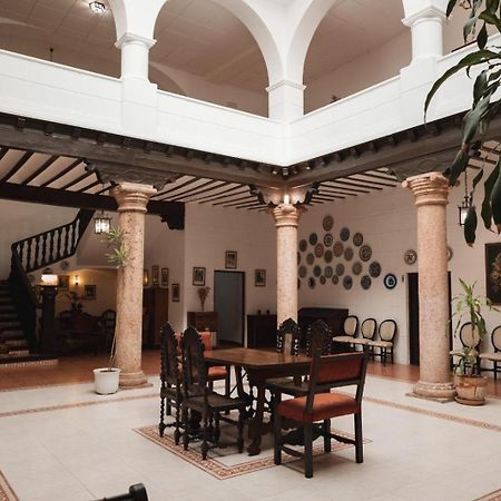 Casa De Los Acacio Сан-Клементе Екстер'єр фото